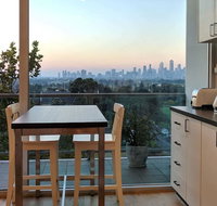 Best View St Kilda 1 BR - Spectacular Sunset Hideaway - Kempsey Accommodation