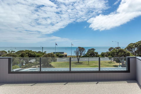 Blairgowrie Apartment 1 - On The Beach - Kempsey Accommodation 17
