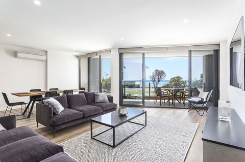 Blairgowrie Apartment 1 - On The Beach - Kempsey Accommodation 5