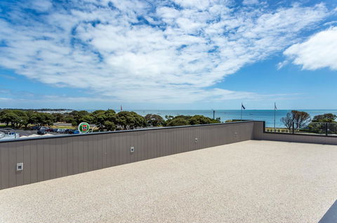 Blairgowrie Apartment 1 - On The Beach - Kempsey Accommodation 8