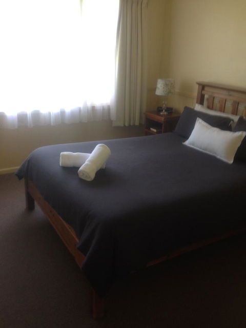 Viewhill Holiday Units - Kempsey Accommodation 9