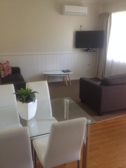Viewhill Holiday Units - Kempsey Accommodation 10