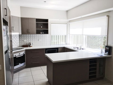 Luxury Abalina Cottages - Kempsey Accommodation 5