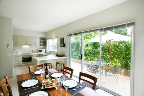 Luxury Abalina Cottages - Kempsey Accommodation 28