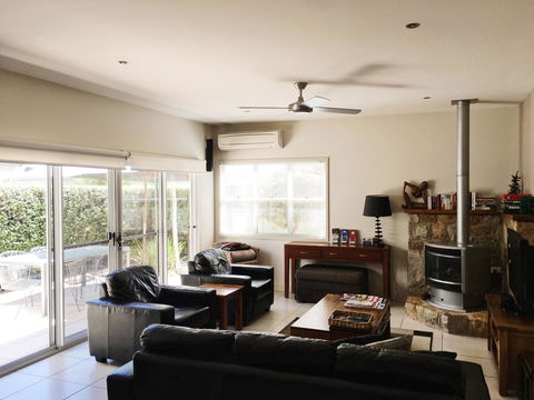 Luxury Abalina Cottages - Kempsey Accommodation 6