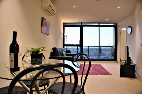 Royal Stays Apartments Melbourne- Southbank - Kempsey Accommodation 2