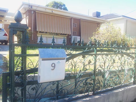 Doncaster Westfield Home Stay - Kempsey Accommodation 1