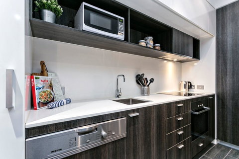 Complete Host Halo Apartments - Kempsey Accommodation 18