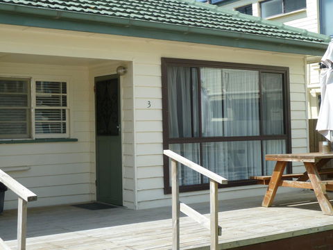 Beachcomber Holiday Units - Kempsey Accommodation 24