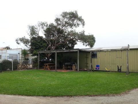 Beachcomber Holiday Units - Kempsey Accommodation 25