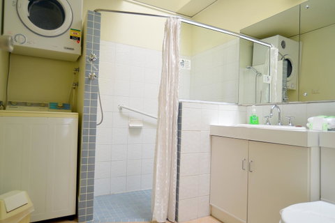 Executive Hideaway - Kempsey Accommodation 2