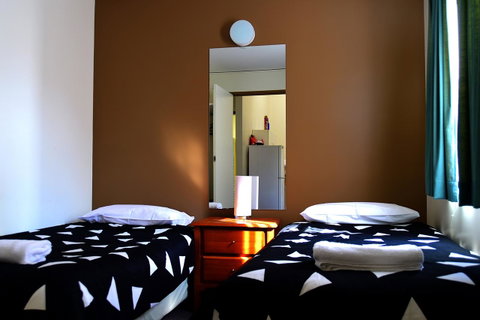 Executive Hideaway - Kempsey Accommodation 5