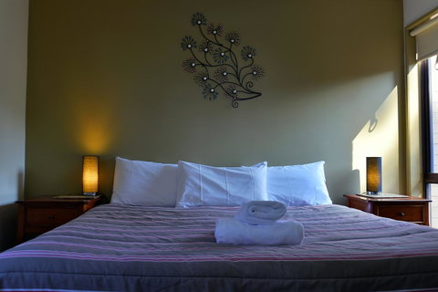 Executive Hideaway - Kempsey Accommodation 28