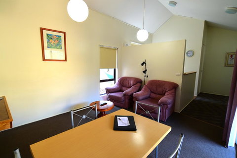 Executive Hideaway - Kempsey Accommodation 34