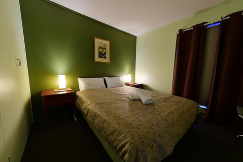 Executive Hideaway - Kempsey Accommodation 44