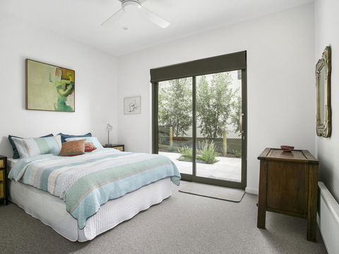Lansdowne Villa - With Swimming Pool - Kempsey Accommodation 9