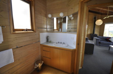 14 Steps - Kempsey Accommodation 9