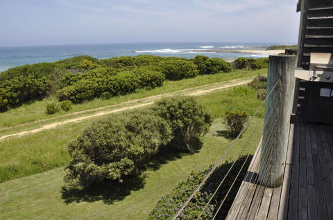 14 Steps - Kempsey Accommodation 10