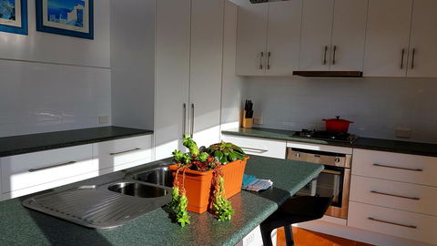 Beach Retreat Apartment Marengo - Kempsey Accommodation 3