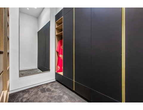 Ultimate Luxury Penthouse From The Block - Kempsey Accommodation 13