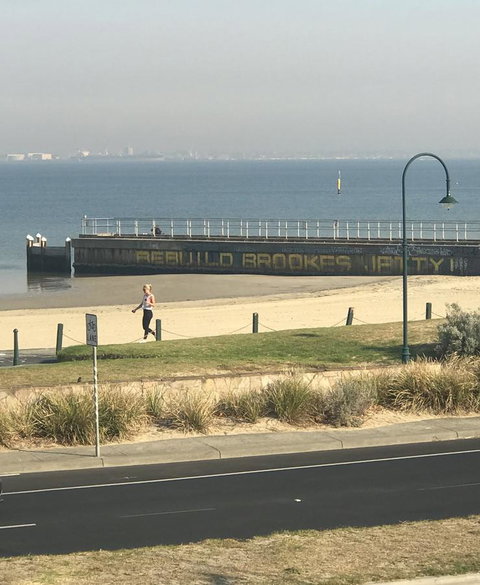 Beach Front Beauty - Kempsey Accommodation 19