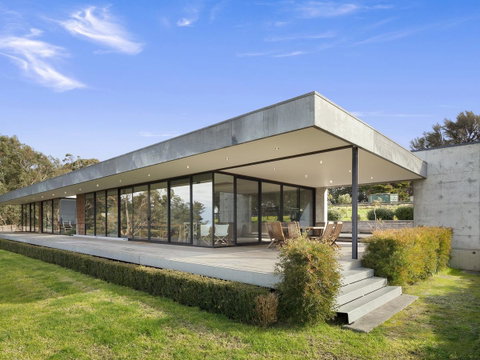 Cypress Hill - Kempsey Accommodation 0