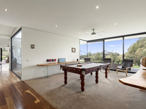 Cypress Hill - Kempsey Accommodation 15