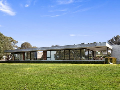 Cypress Hill - Kempsey Accommodation 22
