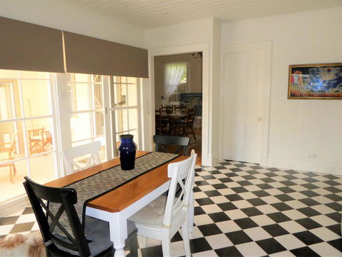 Fairbank House - Kempsey Accommodation 11