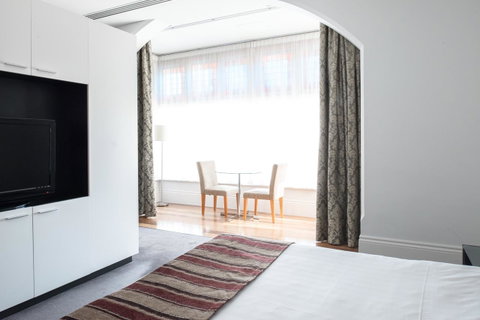 Seasons Heritage Melbourne - Kempsey Accommodation 24