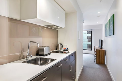 Seasons Heritage Melbourne - Kempsey Accommodation 2