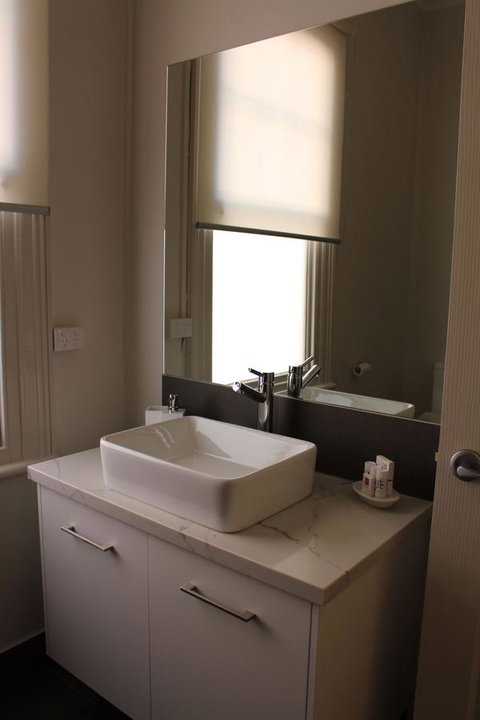 Abbey View - Kempsey Accommodation 17