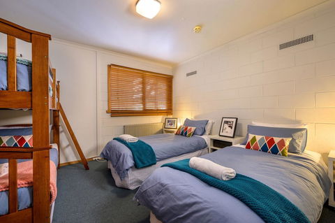 FOUNTAINS 3, Mount Hotham - Kempsey Accommodation 6