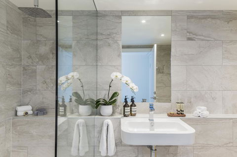 Quay West Suites Melbourne - Kempsey Accommodation 11