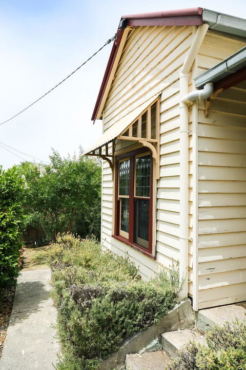 Miss Pym's Cottage - Kempsey Accommodation 1