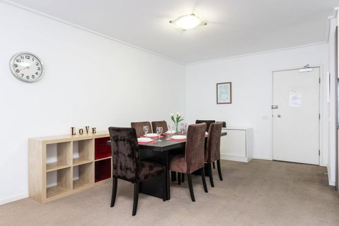 Melbourne Vacation Rentals Apartment - Kempsey Accommodation 9