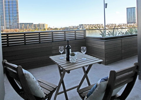 Auzzie Apartments Docklands, Melbourne - Kempsey Accommodation 3