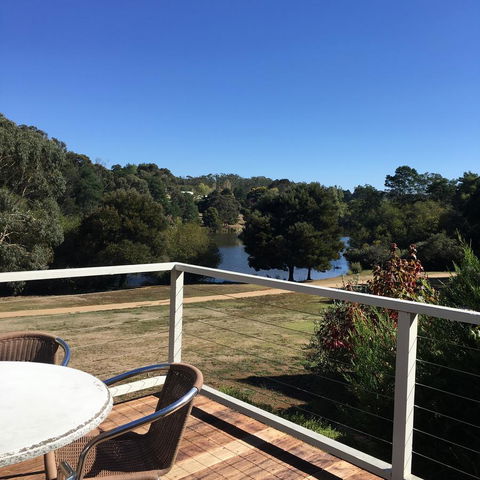 Lakeside Conti Villas - Kempsey Accommodation 2