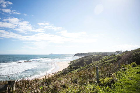 Stunning Waterfront Only 10 Minutes To Phillip Island - FREE EV UNIT 7kW For Electric Cars - Pet Friendly, Fireplace FREE WIFI Wine & Chocolates - Kempsey Accommodation 17