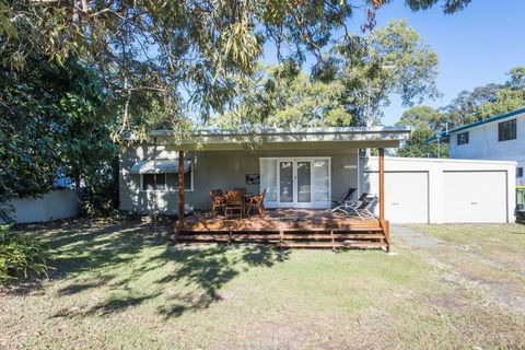 The Beach Shack On Spenser - Kempsey Accommodation 0