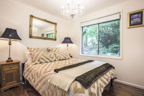 The Beeches - Olinda - Kempsey Accommodation 3