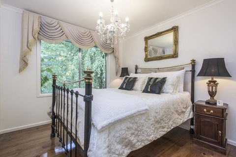 The Beeches - Olinda - Kempsey Accommodation 2