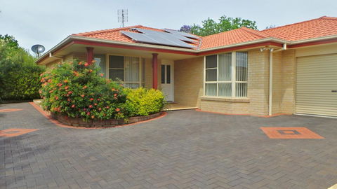 The Bell House - Kempsey Accommodation 0
