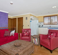 THE BOARDROOM ON BANKSIA - 11 Banksia Ave Bonny Hills - Kempsey Accommodation