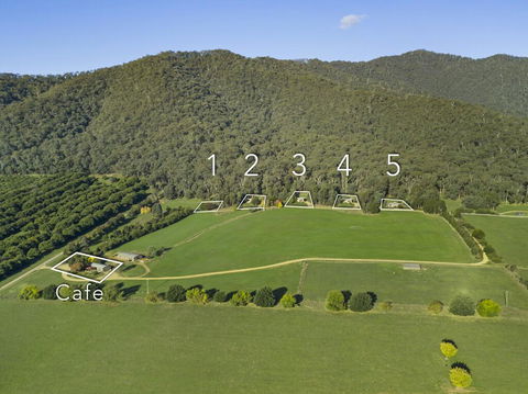 The Buckland Studios - Kempsey Accommodation 1