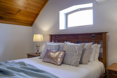 The Chapel - Kempsey Accommodation 3