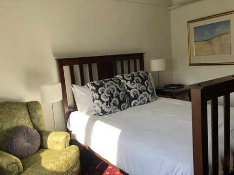 The Corner Hotel Alexandra - Kempsey Accommodation 2