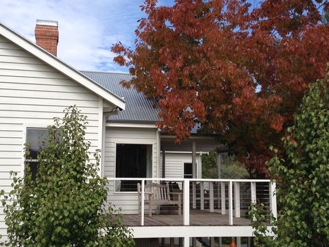 The Dacha - Kempsey Accommodation 1