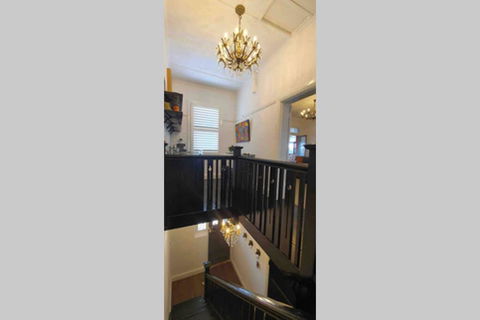 The Dewhurst - Sophisticated Entire CBD Apartment - Kempsey Accommodation 2