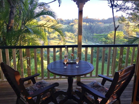 The Falls Montville - Kempsey Accommodation 2